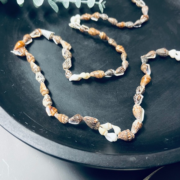 Vintage Natural Shell Necklace | Cottagecore | Handmade Philippines Jewelry - Picture 3 of 6